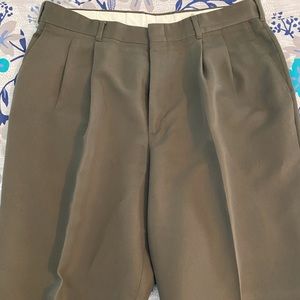 Men’s pleated front dress slacks 36x32